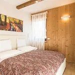 Vescovi 3*
