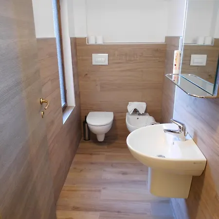 Hotel Vescovi 3*