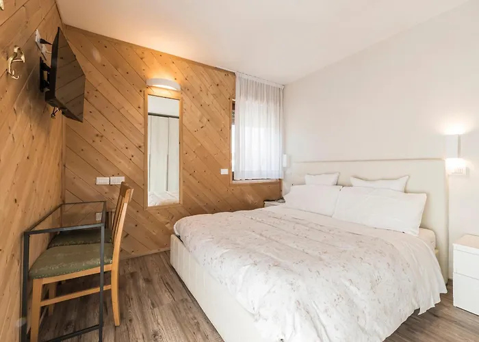 Hotel Vescovi