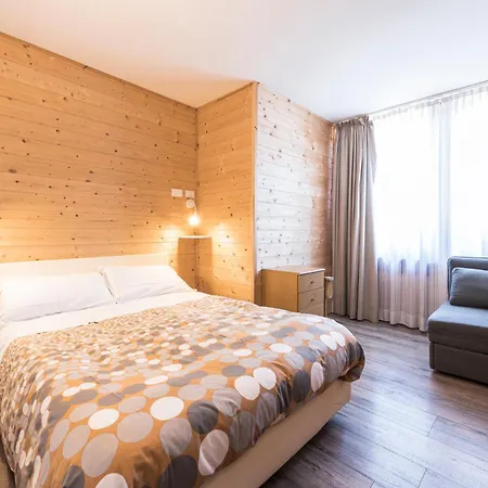 Vescovi Hotel 3*